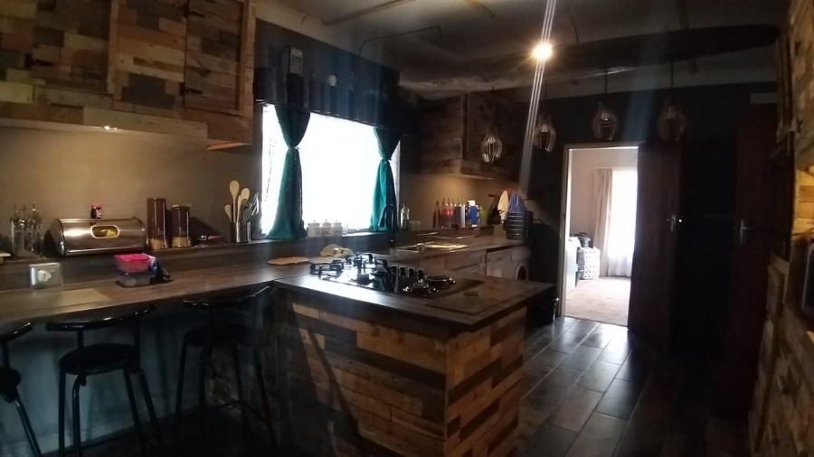 4 Bedroom Property for Sale in Hennenman Free State